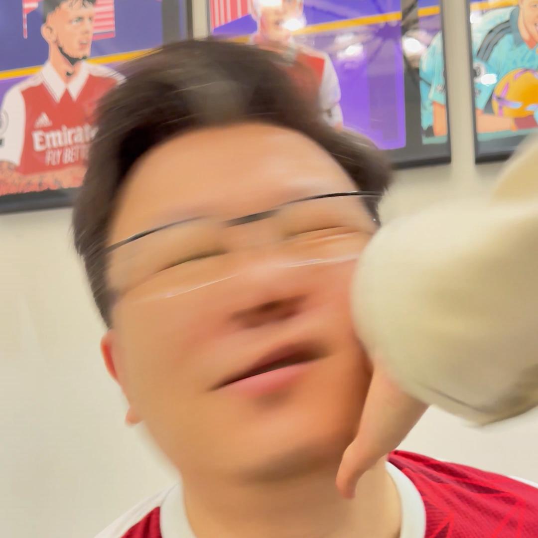 拉轰哥上树