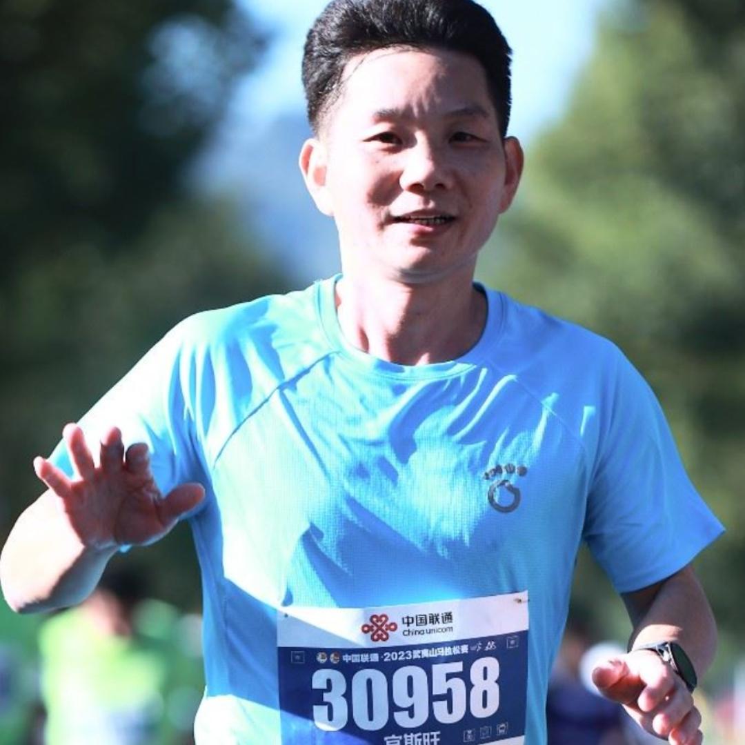 十创装饰创始人 老官