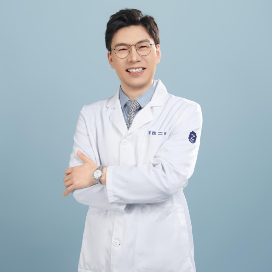 梁成振骨科医生