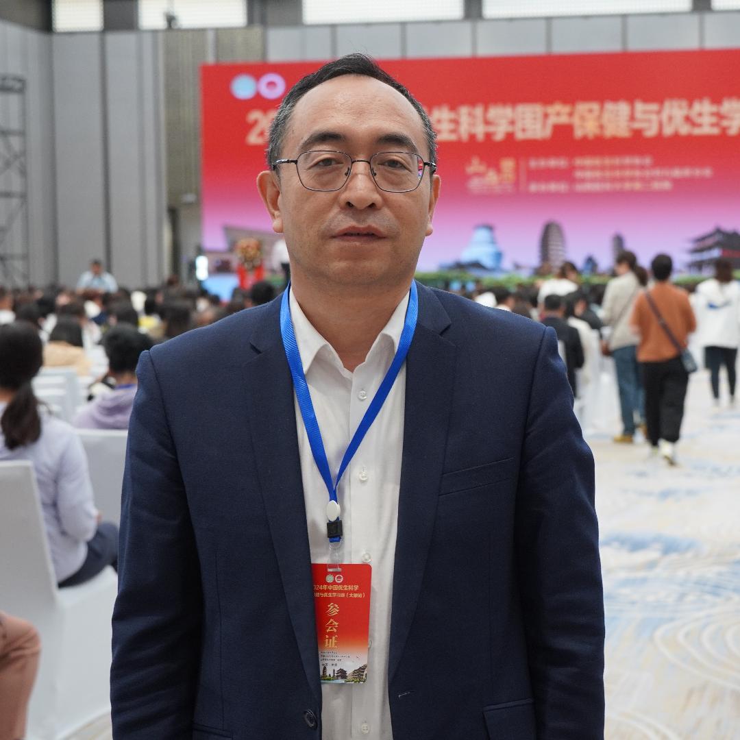 十月馨创始人老张