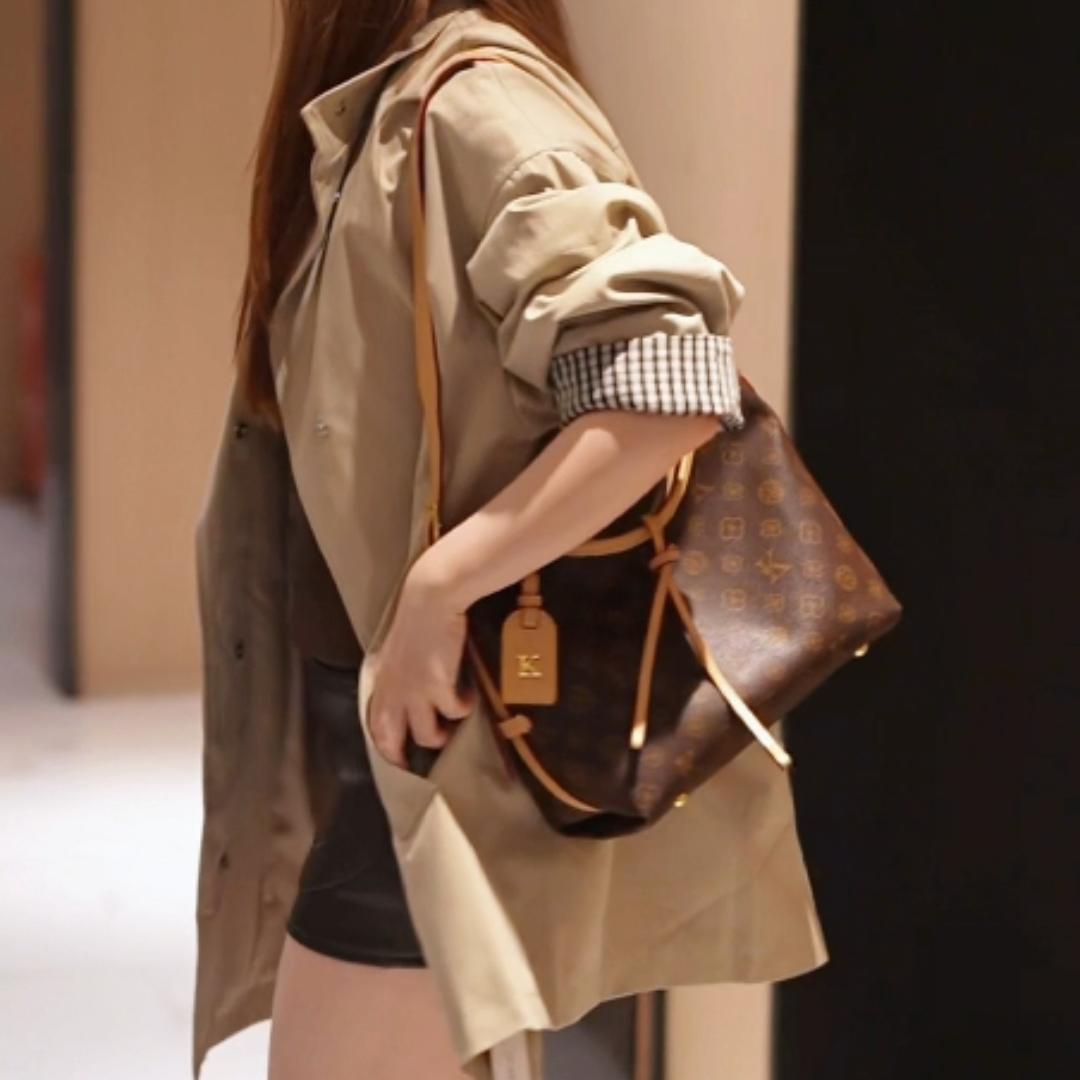 GUTIKOU女包工厂店一号仓