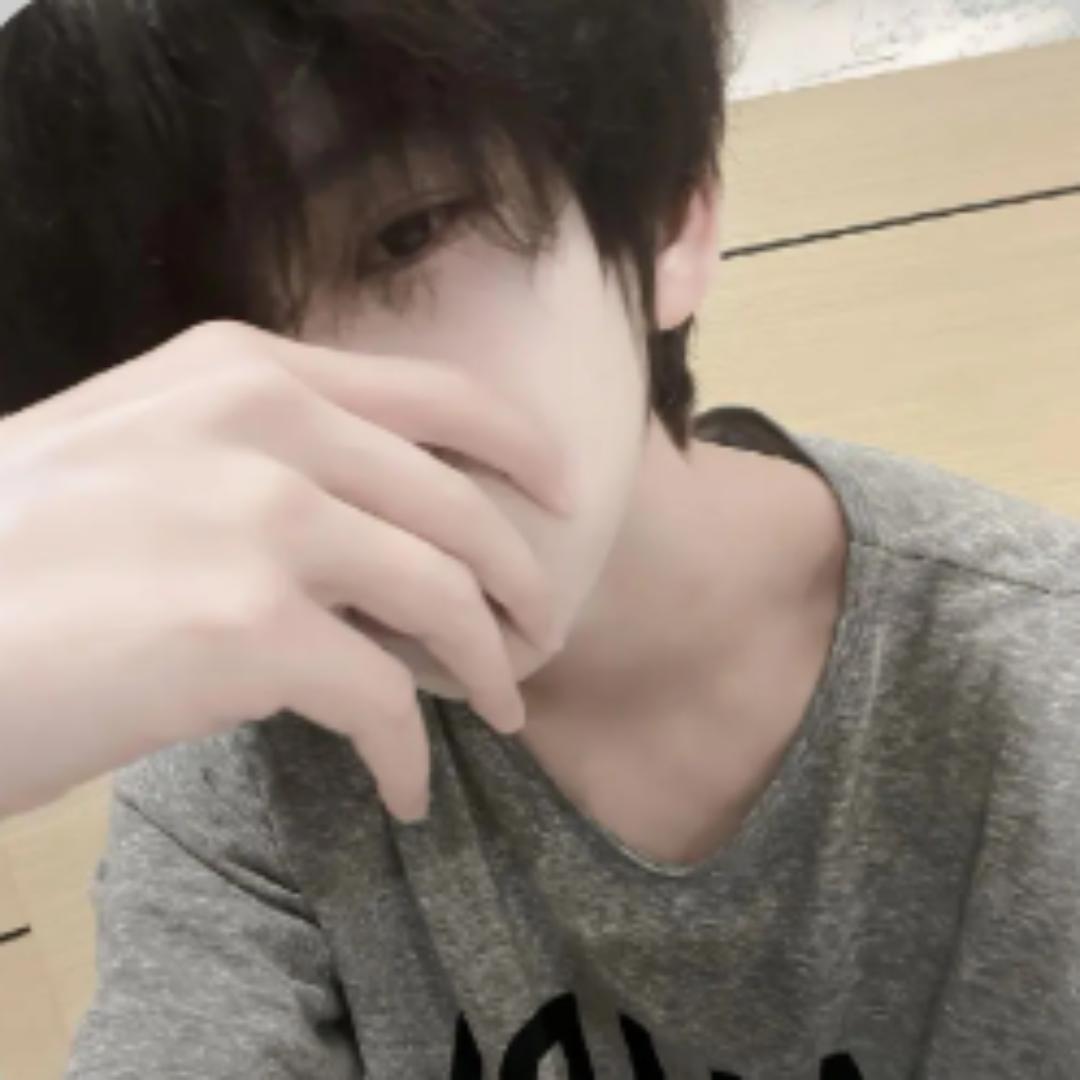 一页页泪滴如书签