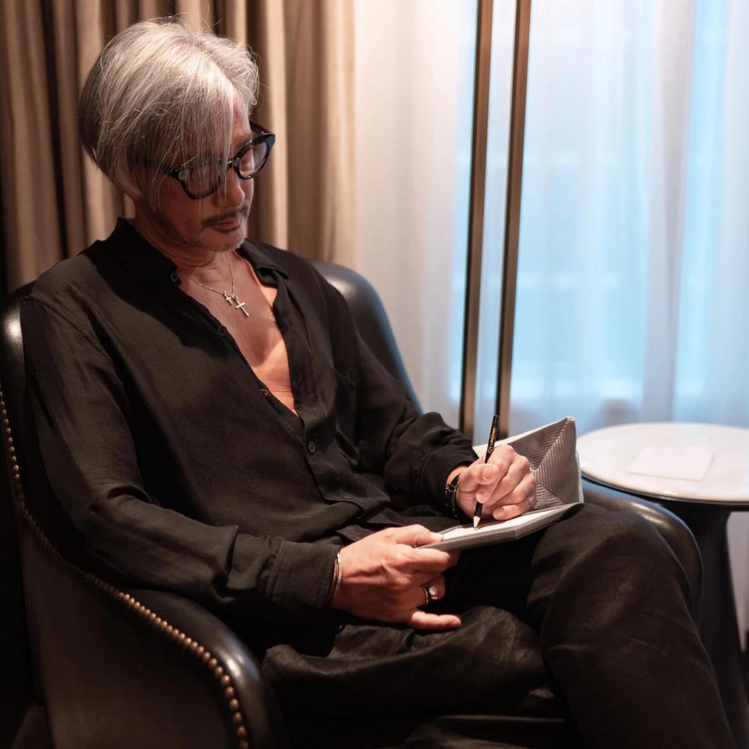 吹个五彩的泡泡w