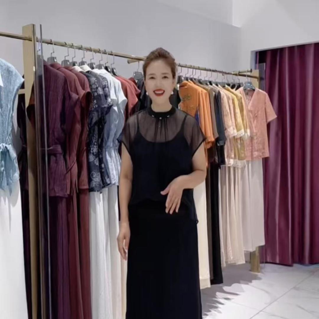 时代广场菲霓生活店