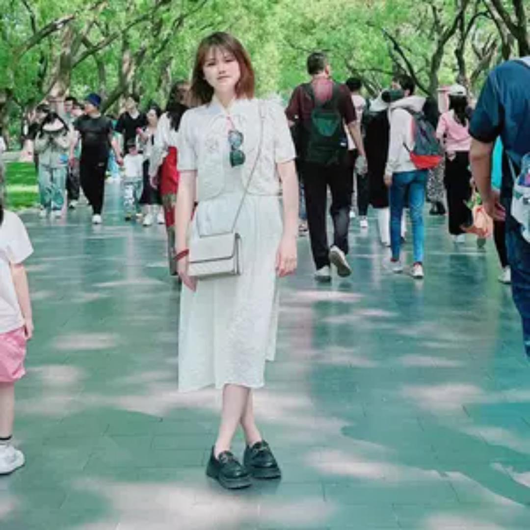 脾气暴躁的公主👸