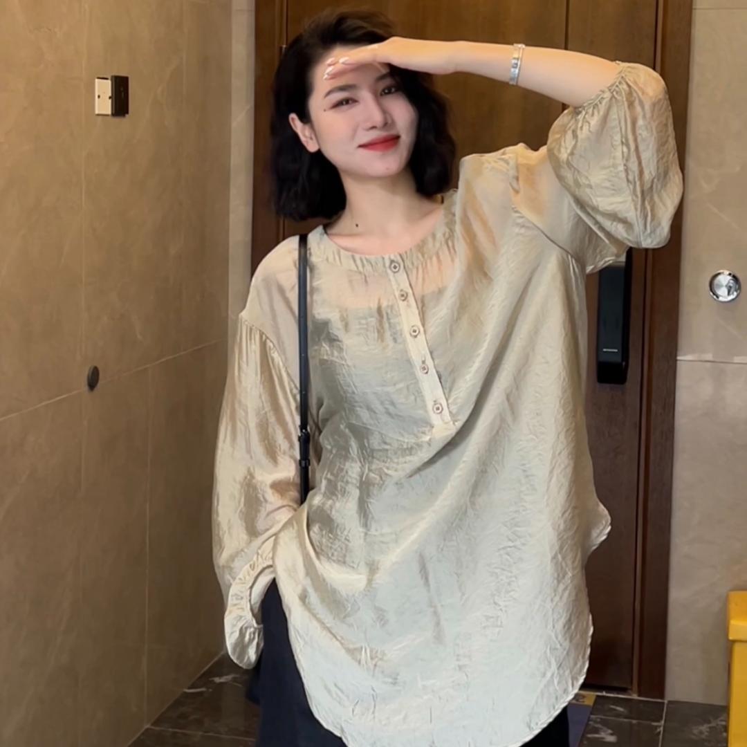 月月不吃鱼穿搭工作室