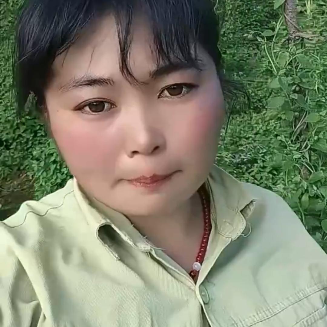 慧姐一个人