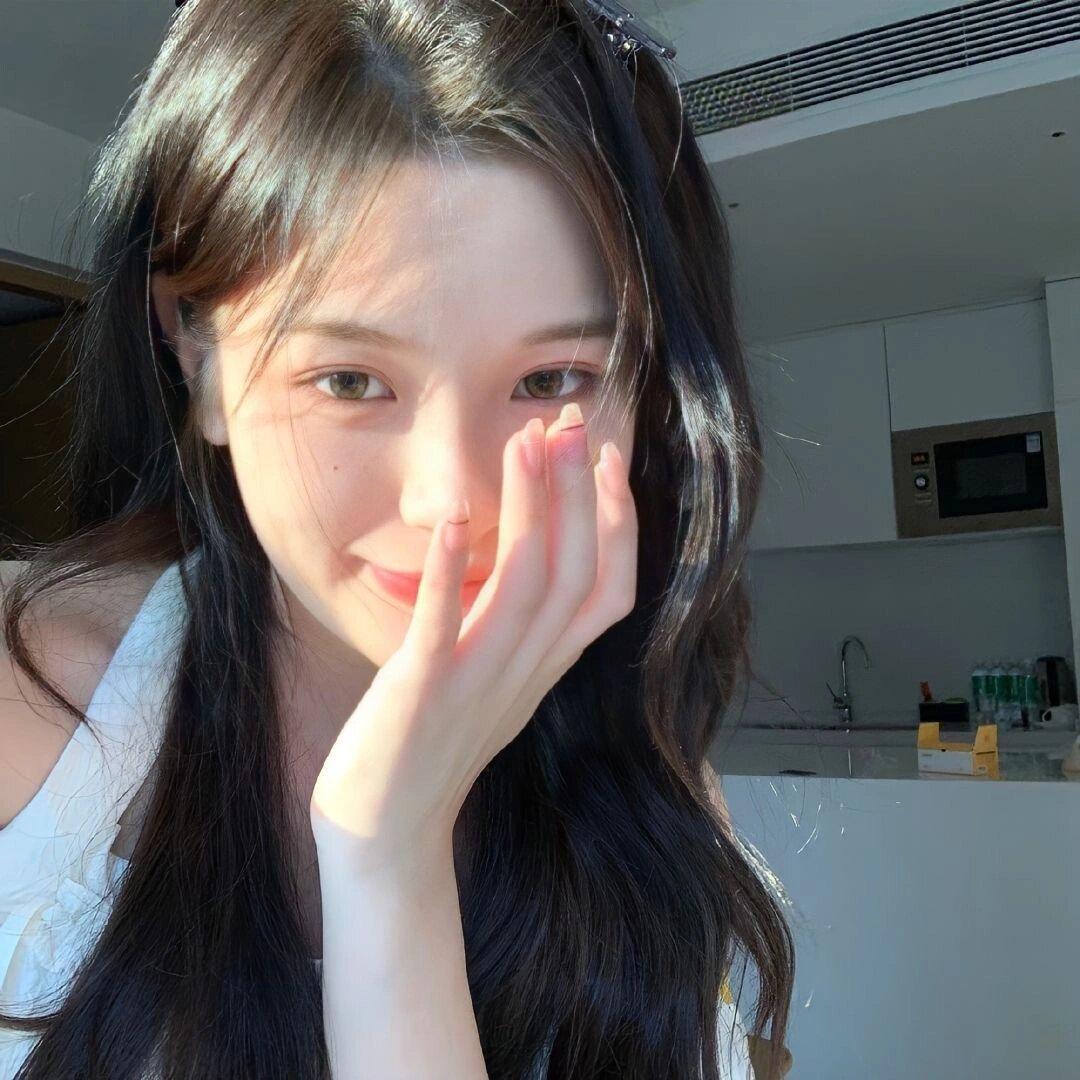 小财月吖