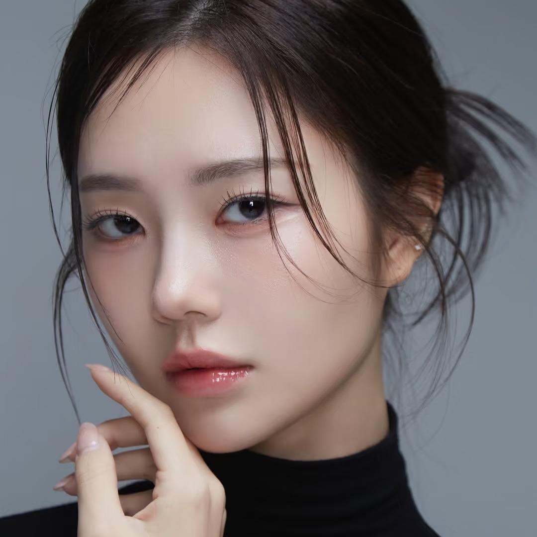 美百科塑颜眉型设计中心官方号