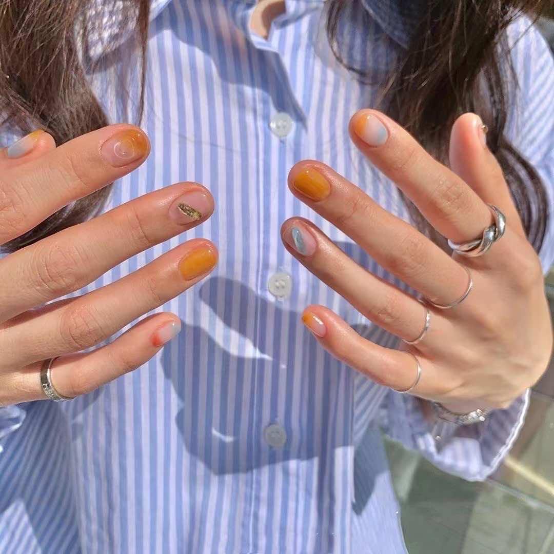 微山县夏镇慕子美睫美甲店