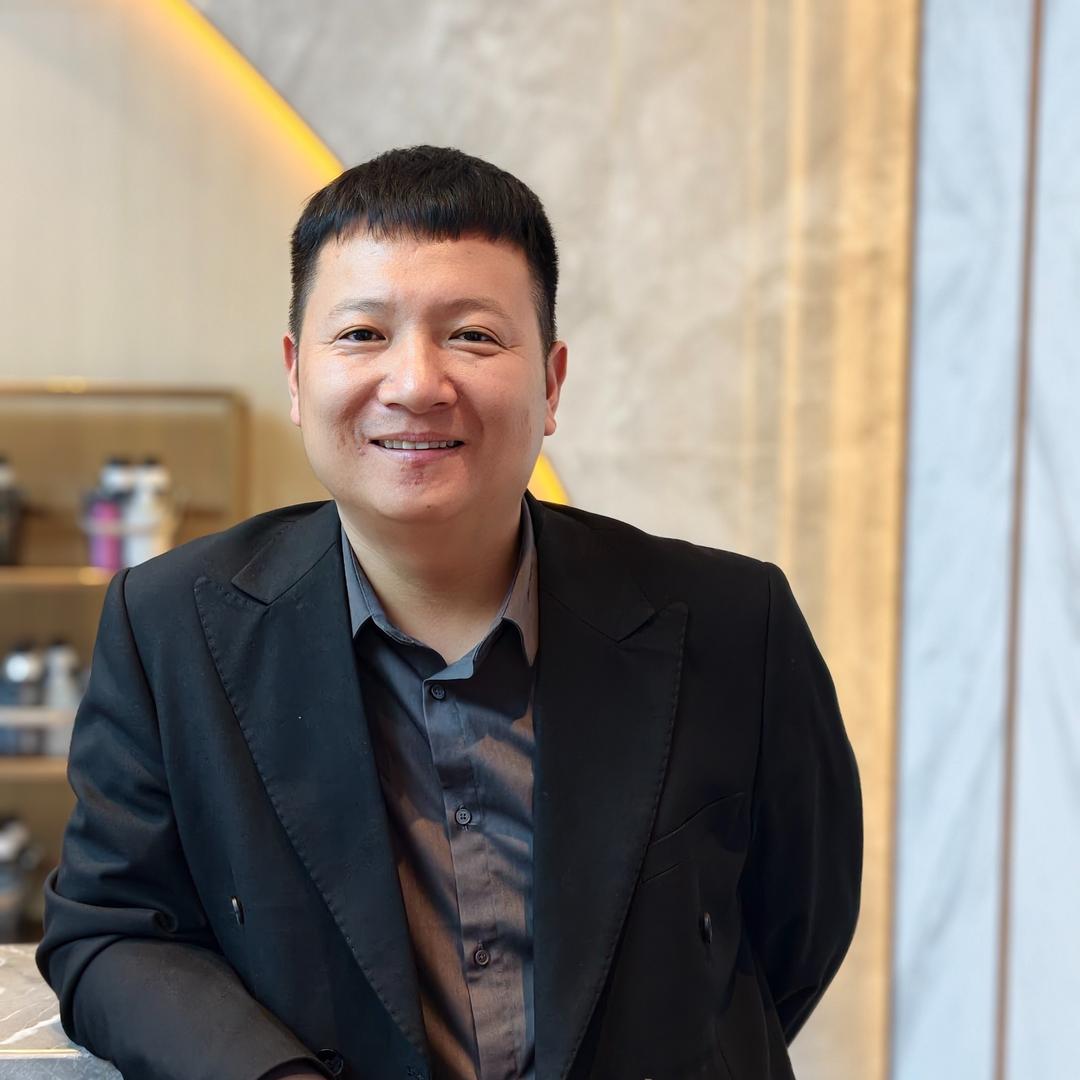 禹尊大酒店刘总