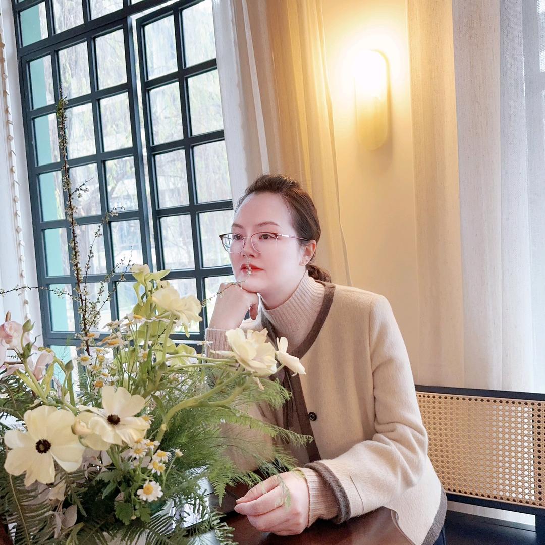 燕子~沁菲泉皮肤管理