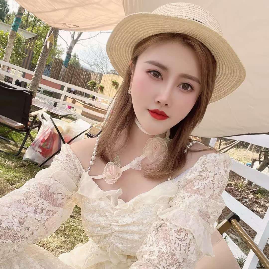 麦芮美甲美睫美颜社