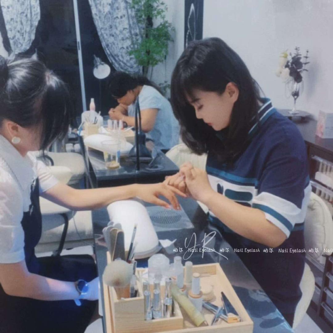 屿尔美甲官方号