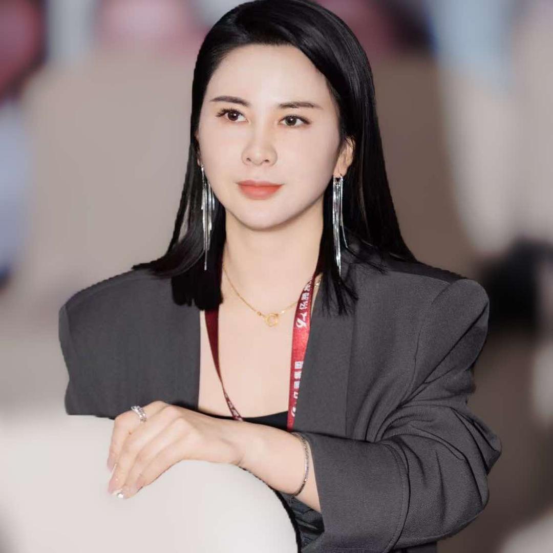 伊人肌秘尉氏店宋丽