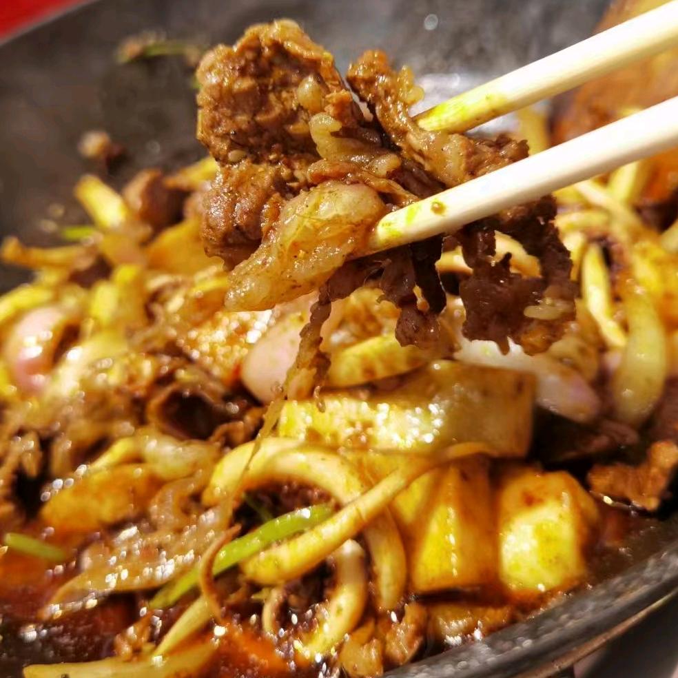 长春吕宝琪扒拉锅烤牛肉（总 店）