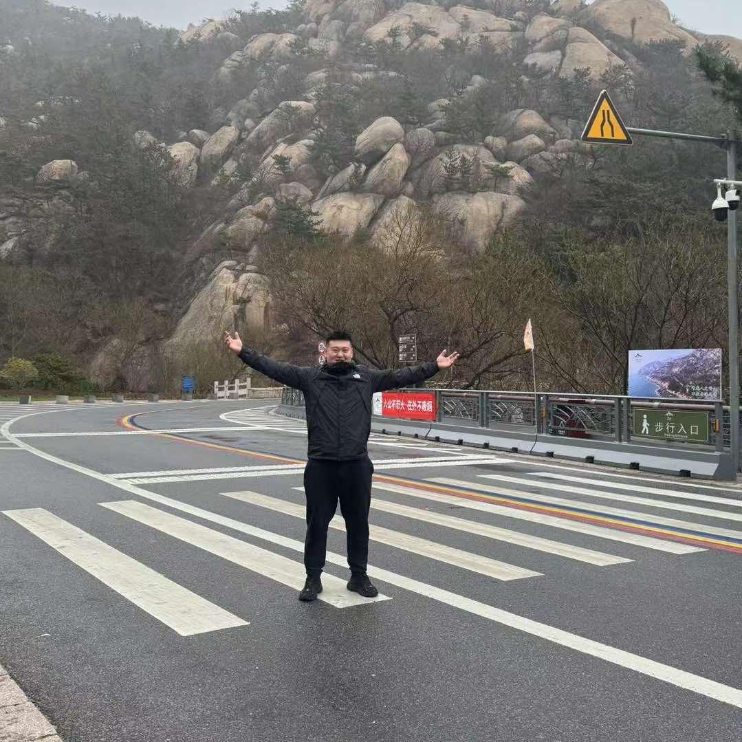 铁锋区华馫都北京烤鸭店