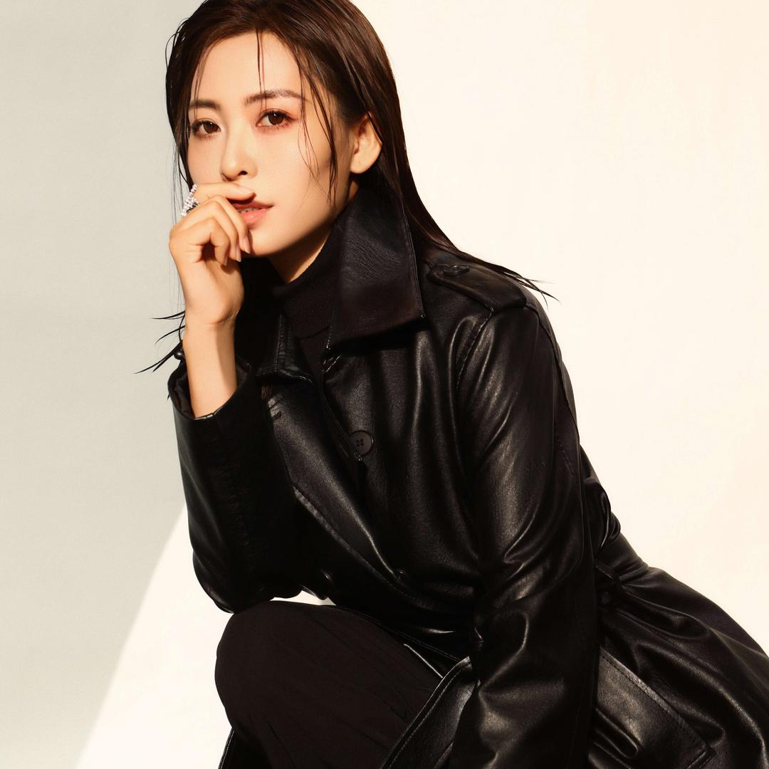 周至麦子【佧茜文品牌女装】