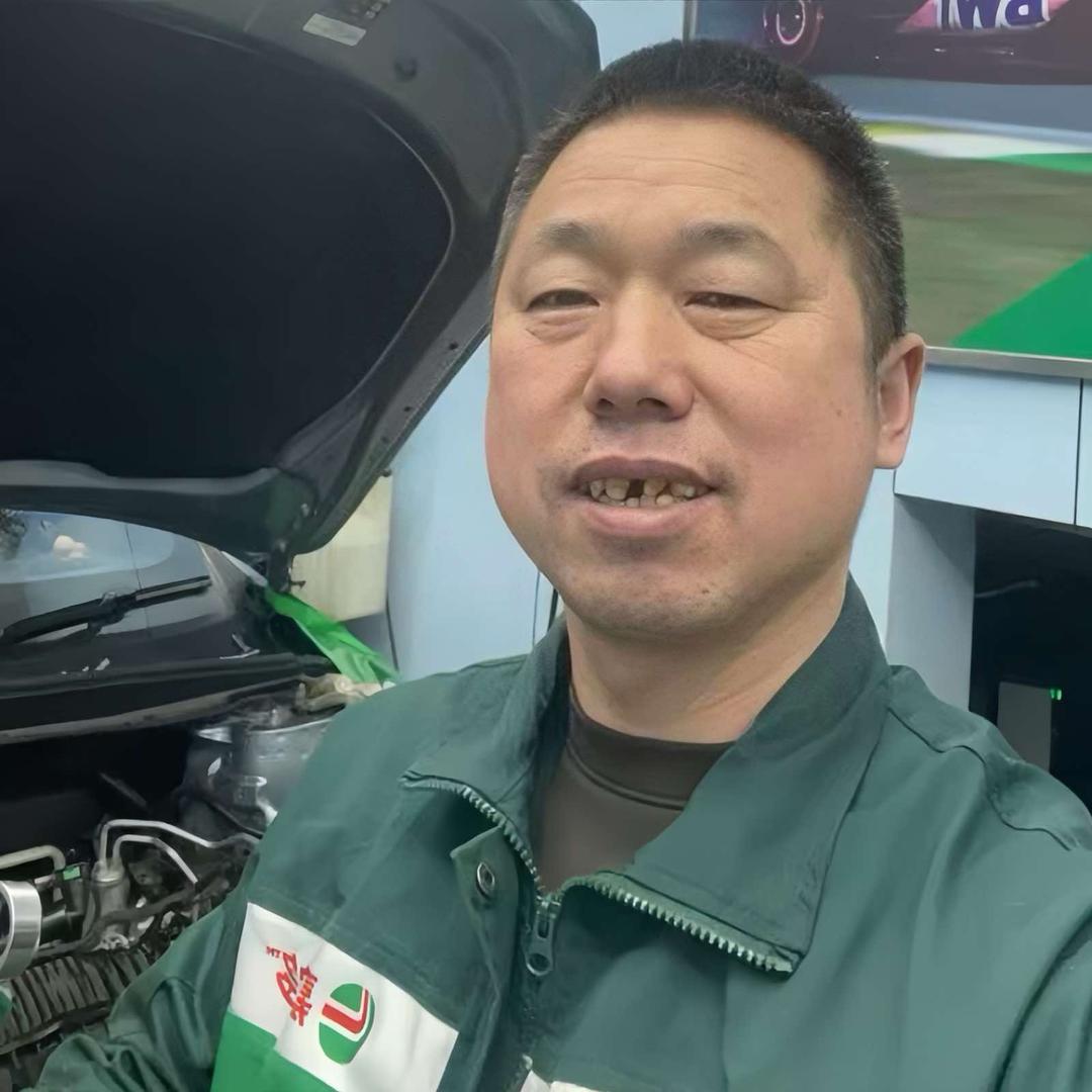 嘉实多机油·免拆治理烧机油