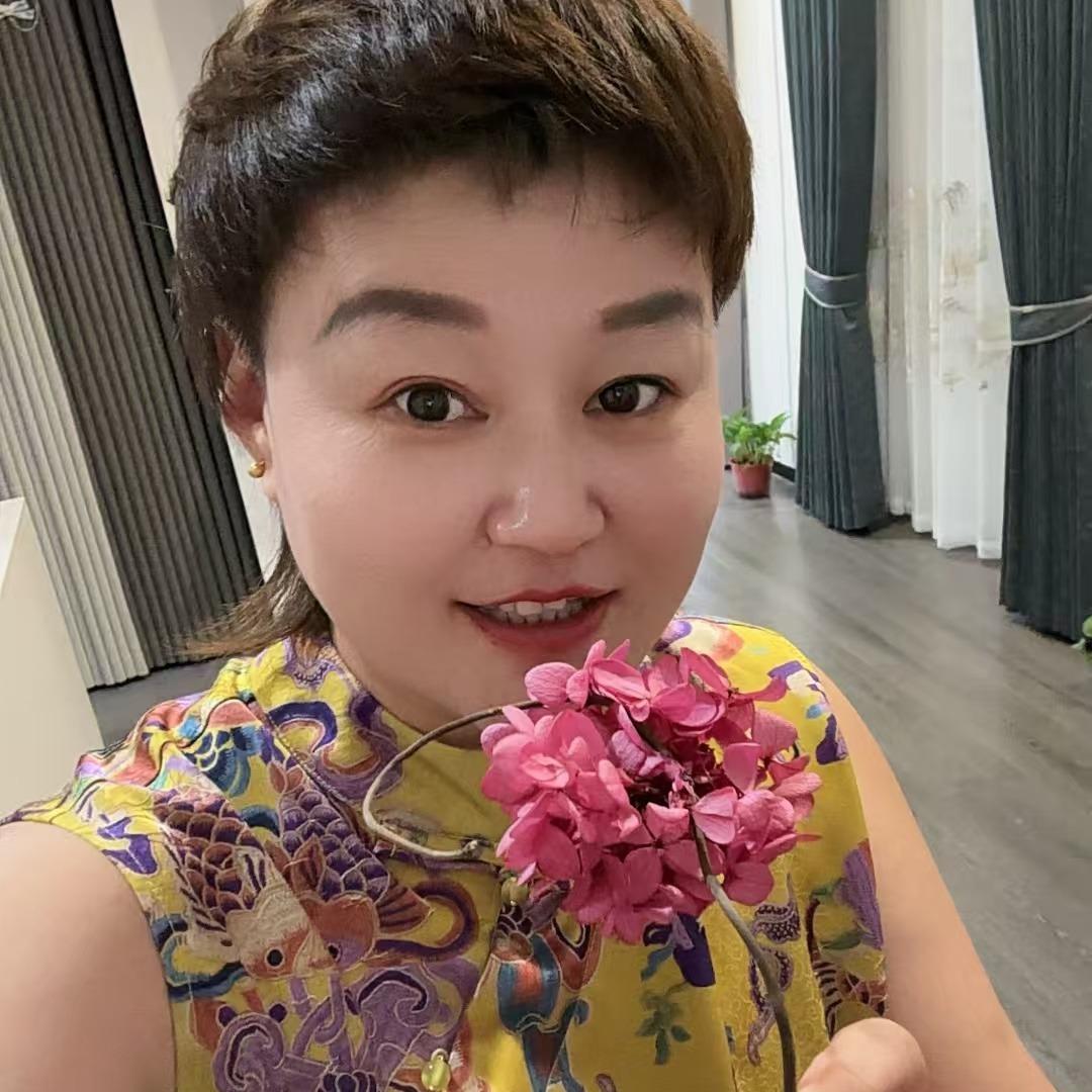 居菲梵软装(河津店)