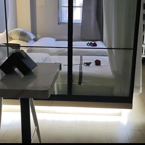 半闲居民宿(横溪路分店)官方号