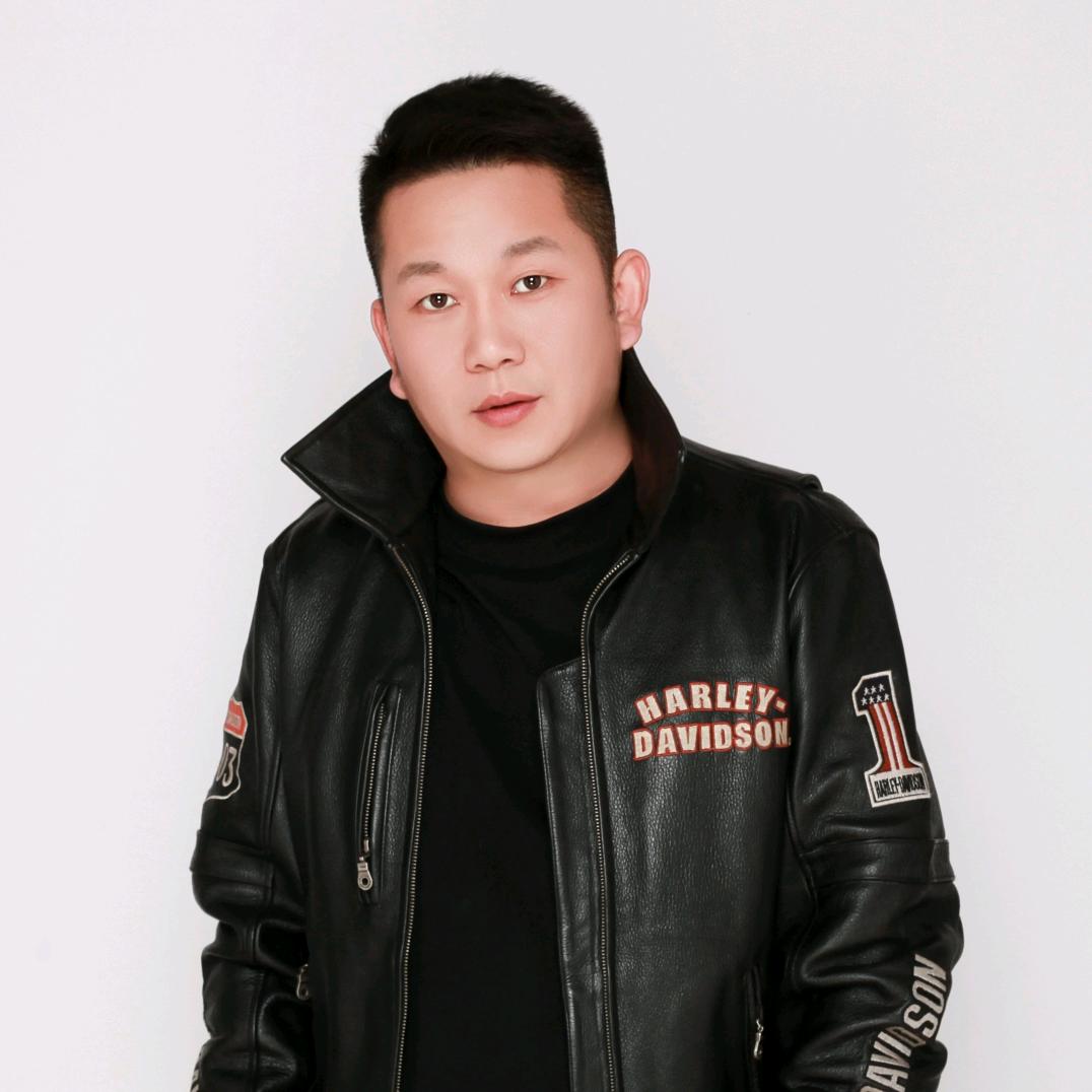 赤峰木森假发美发