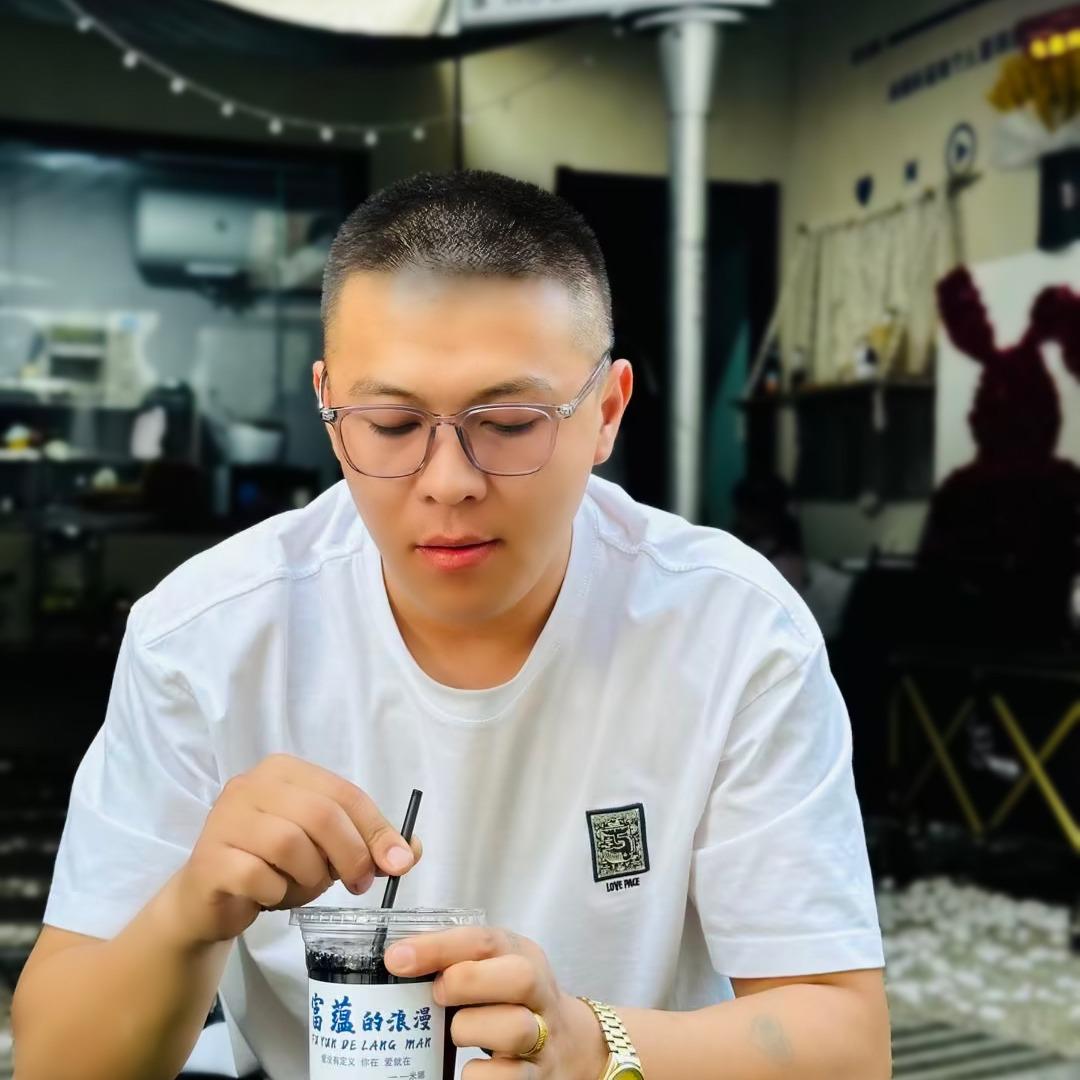 努尔江—白骏马