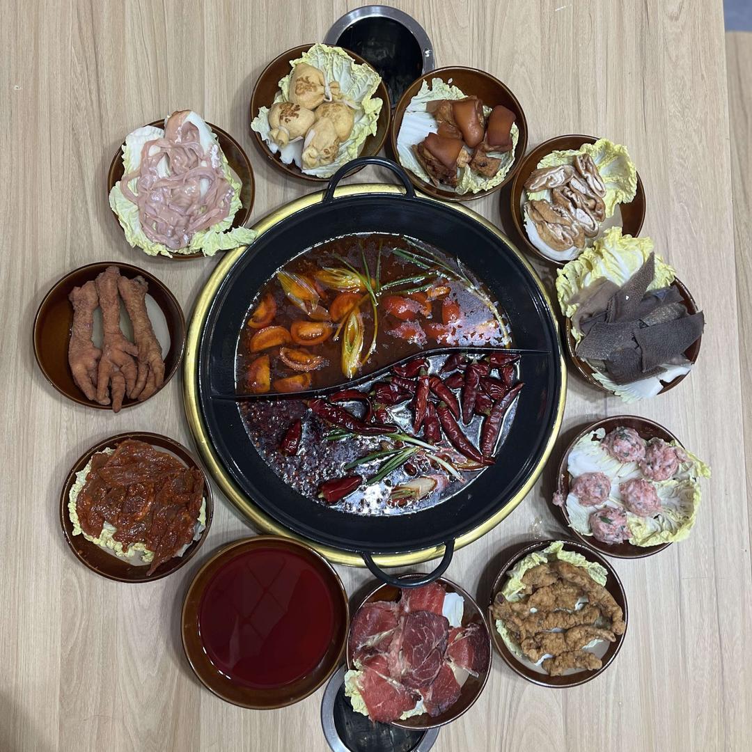 辣江湖重庆地摊火锅官方号