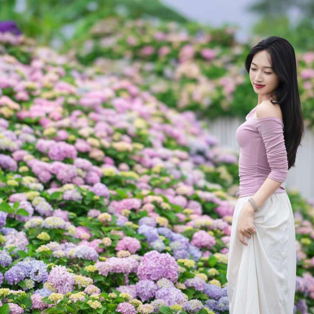 芒市秘境南客林舍