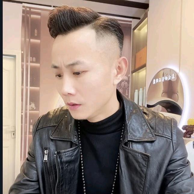 名发世家(乌苏店)官方号
