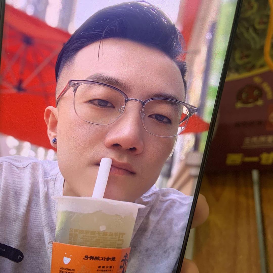 月伴娱乐馆小曹