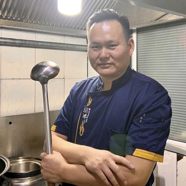 太原市小店区广骏农家铁锅炖菜馆