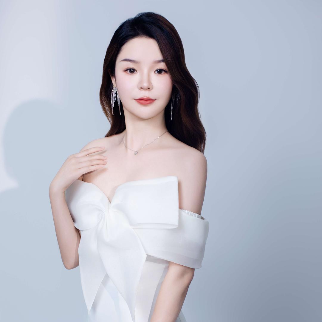耒阳爱维娜 妮娜