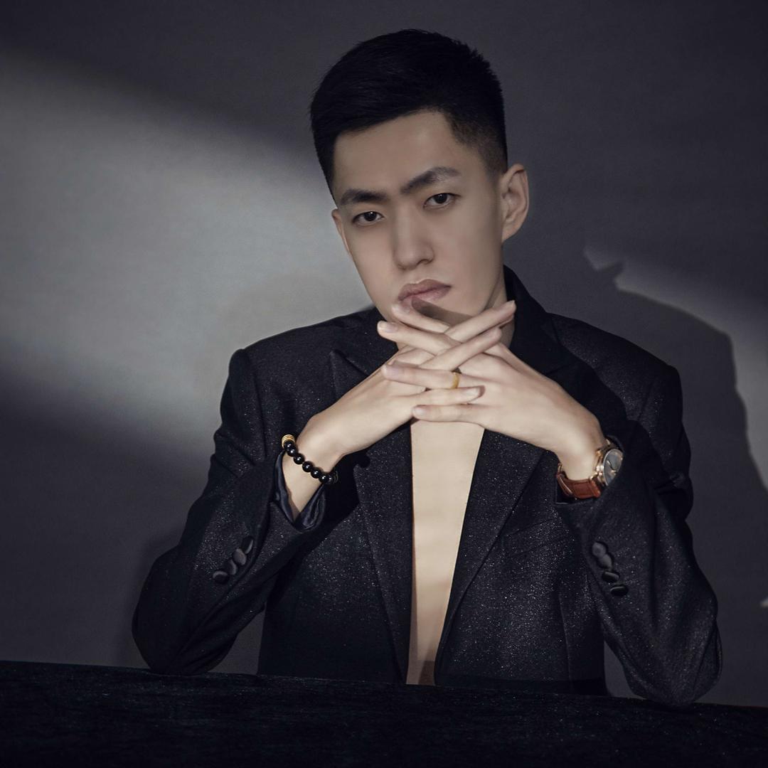 巷往造型美甲美睫店 阿杜