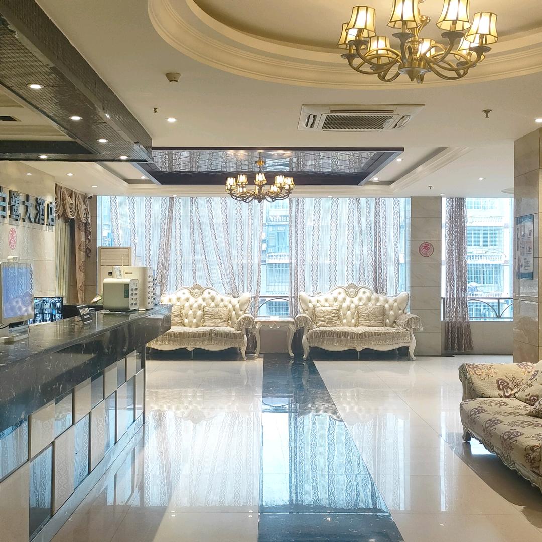 白鹭大酒店