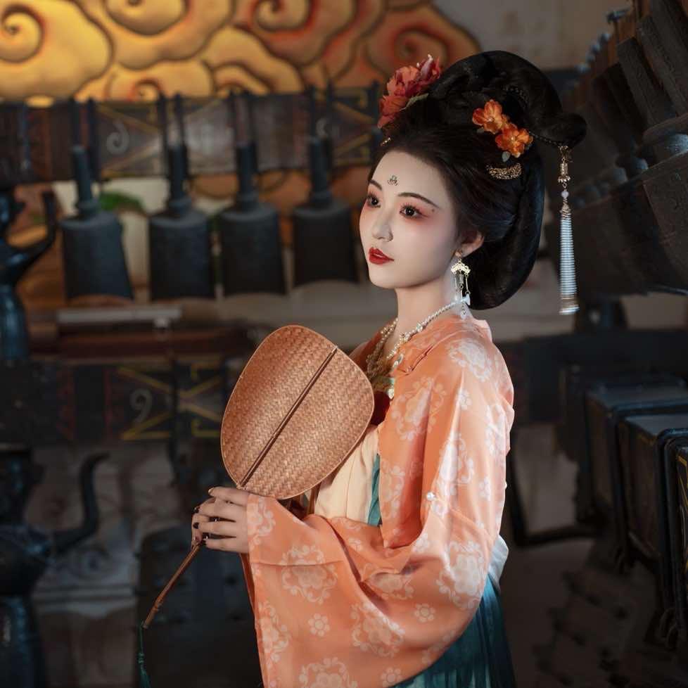 洛金轩汉服工作室