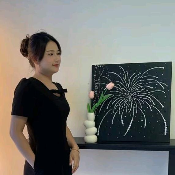 瑞轲雅晓娅(秋分苑店)