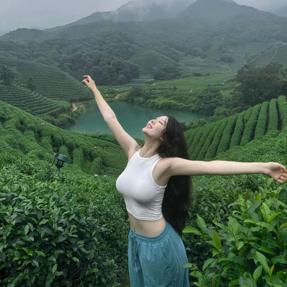 广州辰瑚劳务有限公司