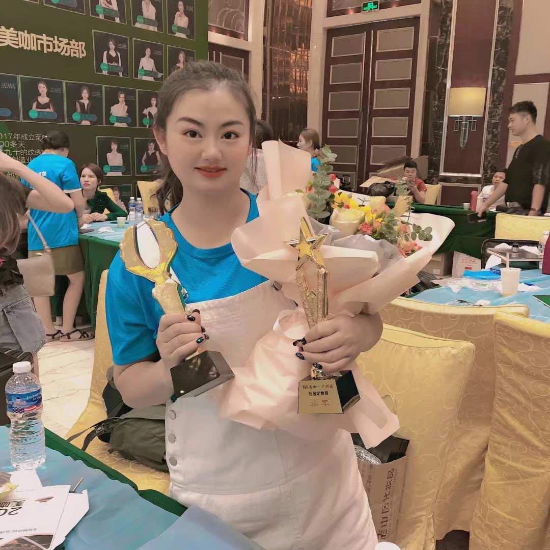 东莞胖娃美甲美睫