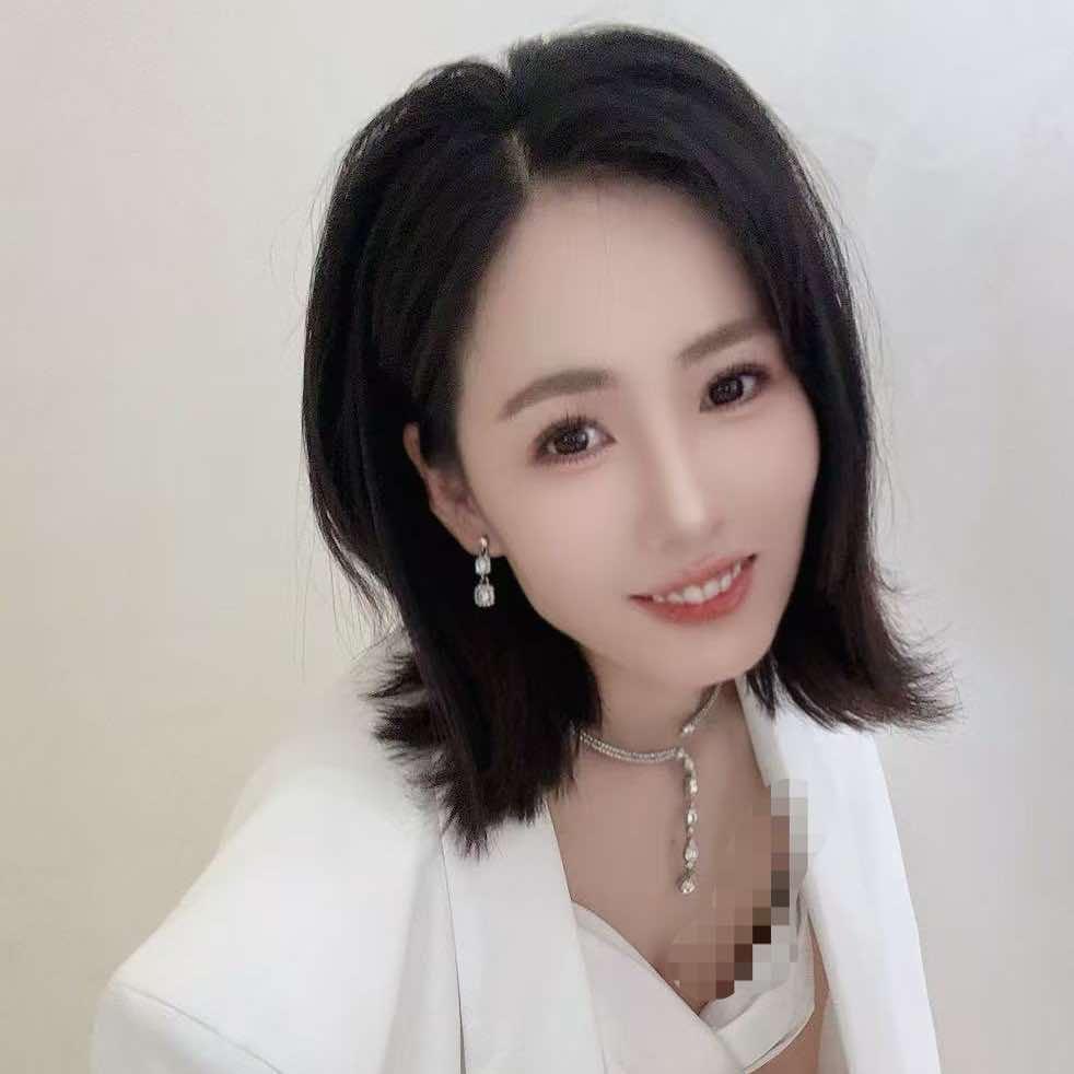 塑明星～靖边霞姐