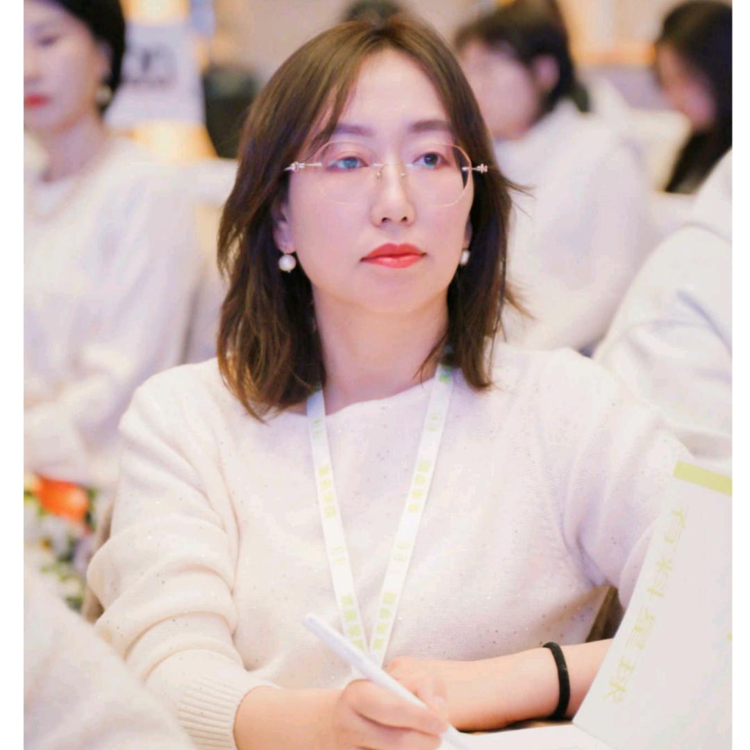 比邻星艺术官方号