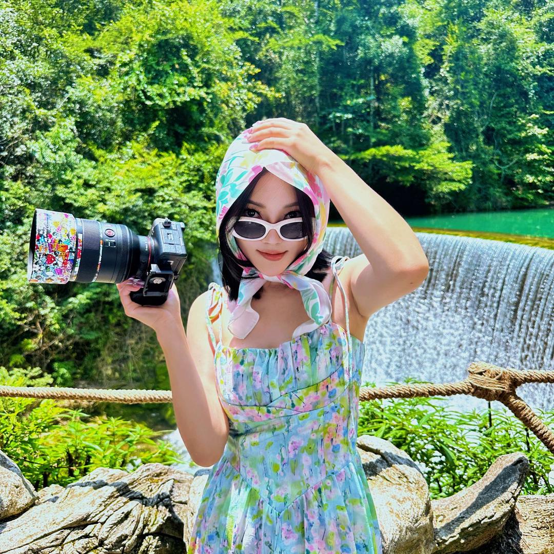 小霞不烦恼鞋服集合店