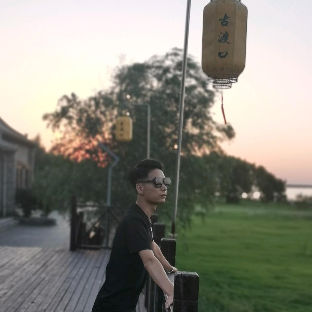 渭南市高新区颜妃络化妆品店