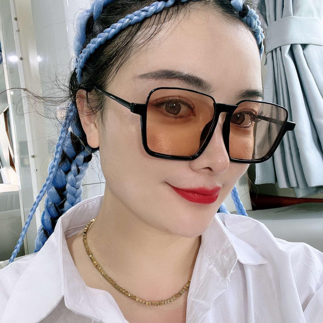 靠脸吃饭的梁院长