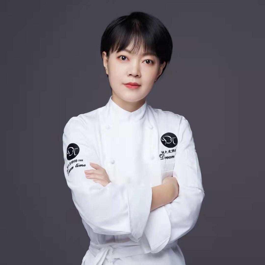 金色时光烘培蛋糕师娇姐