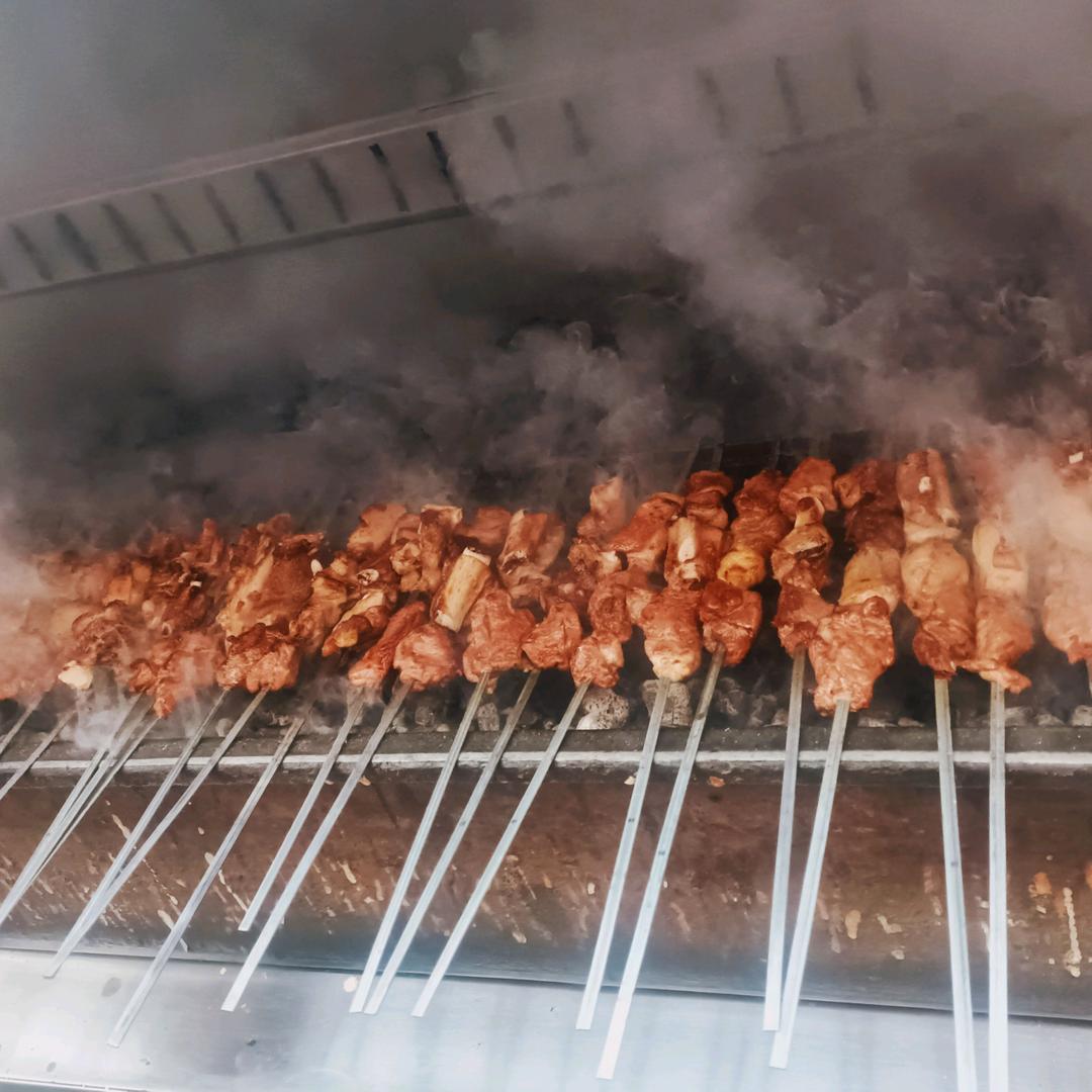 策勒县三味真火烤肉店