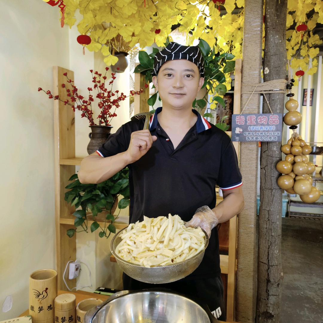 田禾园安宁酸笋鸡田师