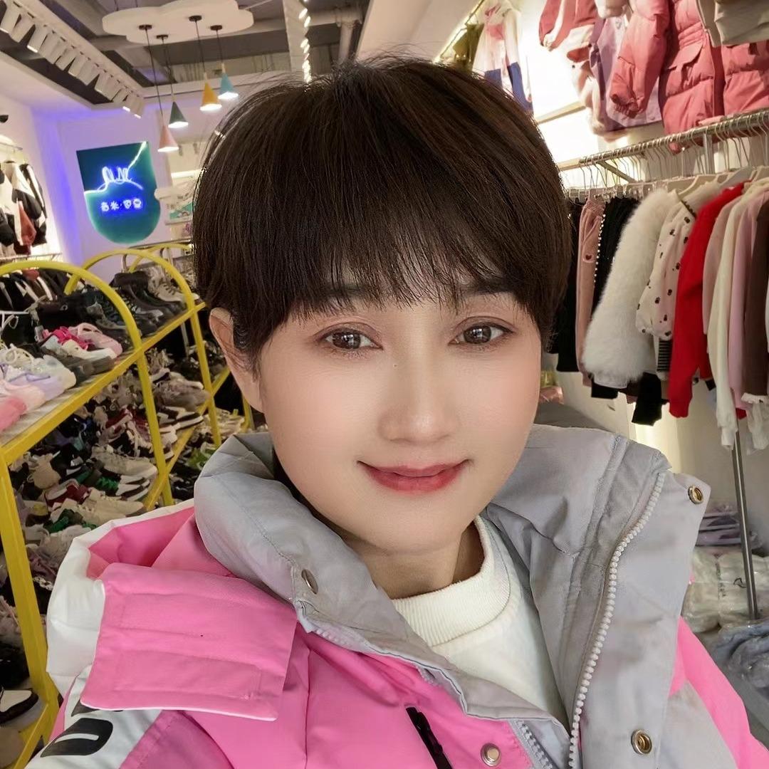 伊川彭婆米奇童装