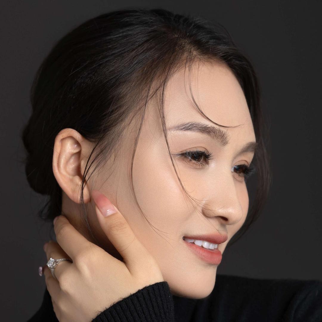 广西巧姐-做眉毛