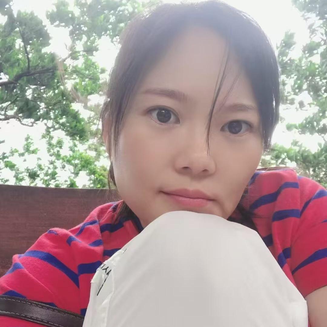 贵玲珑珠宝九重店刘果